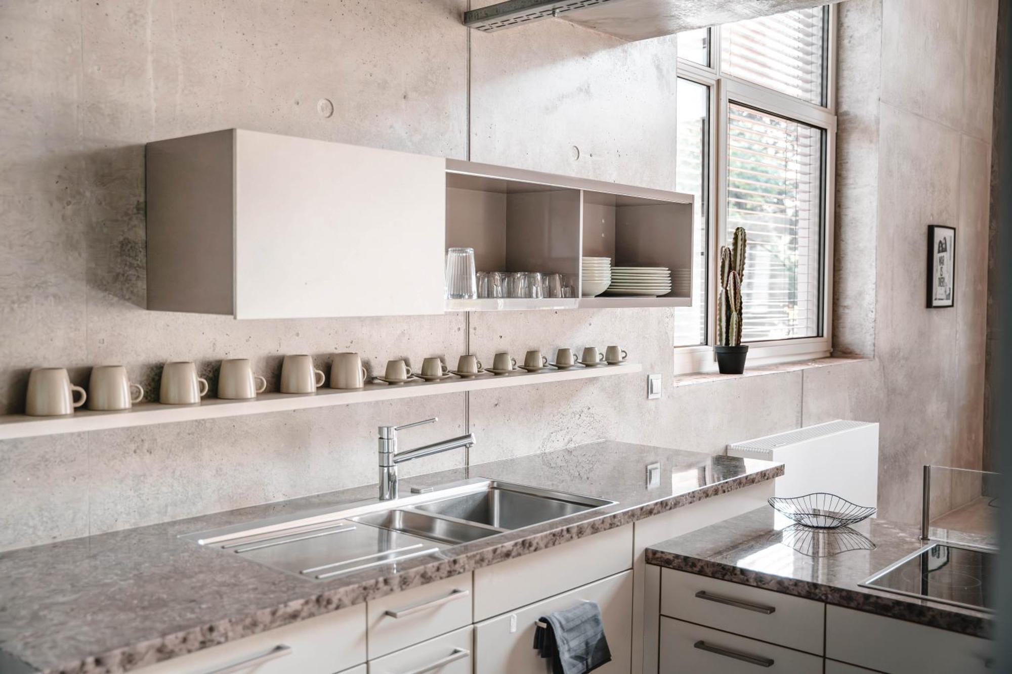 شقة Sunset Club - Loft - 155 M2 Sichtbeton - Zentral ميمنغن المظهر الخارجي الصورة